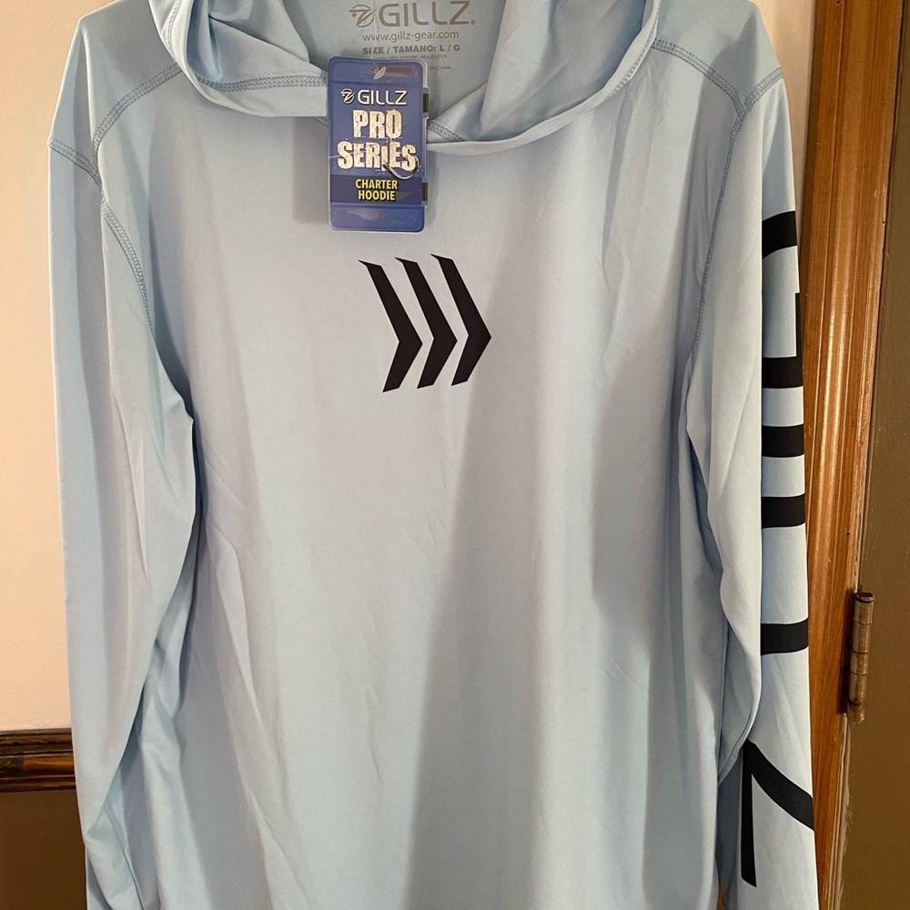 Gills Charter Hoodie NWT, Large